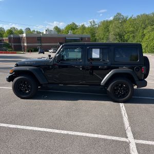 JEEP WRANGLER UNLIMITED WILLYS SPORT - 3