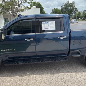 2021 Chevrolet SILVERADO 2500HD LTZ photo 4