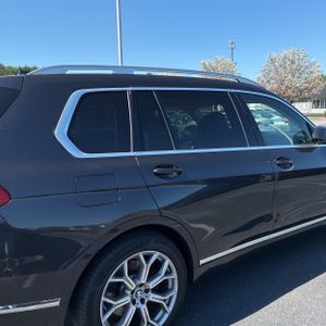 BMW X7 XDRIVE40I - 9