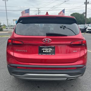 صورة 7 لـ 2023 Hyundai SANTA FE SE