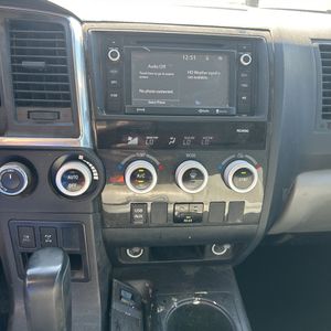 صورة مصغرة 37 لـ 2019 Toyota SEQUOIA SR5