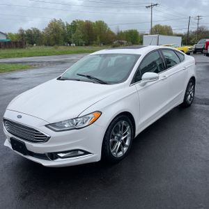 FORD FUSION SE - 1