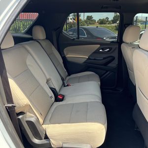 صورة مصغرة 34 لـ 2022 Chevrolet TRAVERSE LS