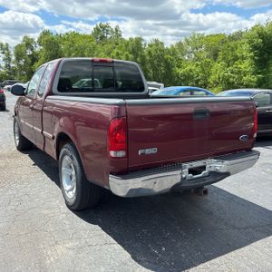 FORD F-150 XLT - 4