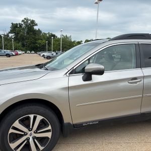 2019 Subaru OUTBACK 2.5I LIMITED 照片 2