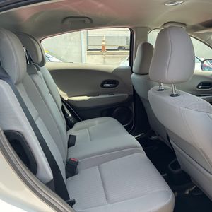 صورة 32 لـ 2016 Honda HR-V LX