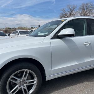 AUDI Q5 2.0T PREMIUM - 2