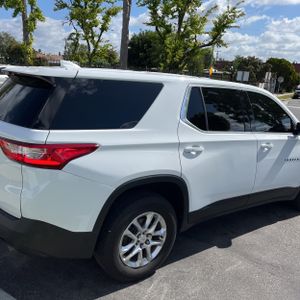 CHEVROLET TRAVERSE LS - 9