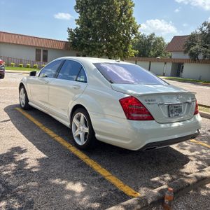 2010 Mercedes-BENZ S-CLASS photo 5