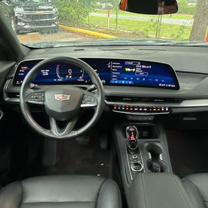 صورة مصغرة 37 لـ 2025 Cadillac XT4 PREMIUM LUXURY
