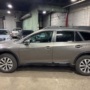 SUBARU OUTBACK PREMIUM - 3