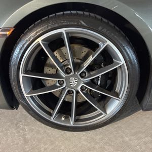 2020 Porsche 911 CARRERA 4S — миниатюра 17