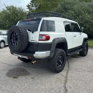 صورة 8 لـ 2013 Toyota FJ CRUISER BASE