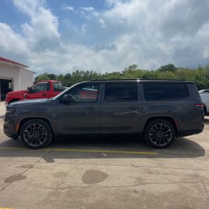 JEEP GRAND WAGONEER L SERIES III OBSIDIAN - 3