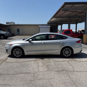 2019 FORD FUSION SE 照片 3