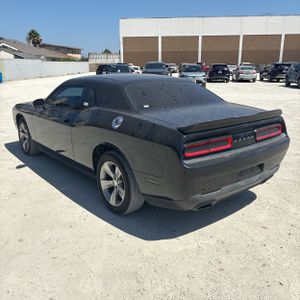 صورة 5 لـ 2016 Dodge CHALLENGER SXT