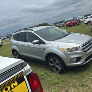 FORD ESCAPE SE - 10