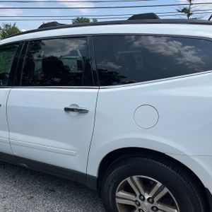 2017 Chevrolet TRAVERSE LT — фото 6