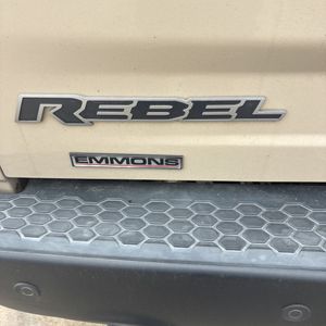 2017 RAM 1500 REBEL 照片 23