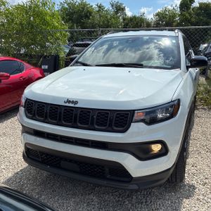 2026 JEEP COMPASS LATITUDE ALTITUDE — фото 9