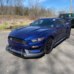 FORD MUSTANG GT PREMIUM - 1