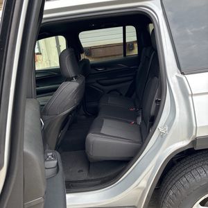 2024 JEEP GRAND CHEROKEE LAREDO — миниатюра 34