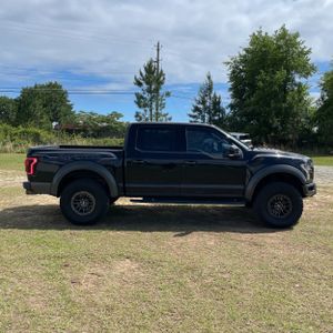 FORD F-150 RAPTOR - 10