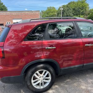 2015 KIA SORENTO LX photo 9