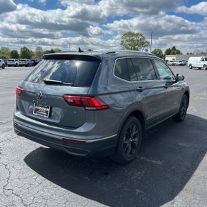 VOLKSWAGEN TIGUAN SE 4MOTION - 8