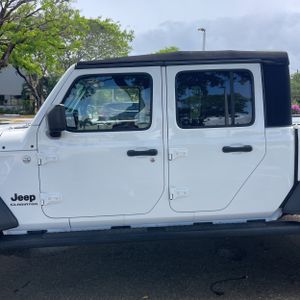 JEEP GLADIATOR SPORT S - 4