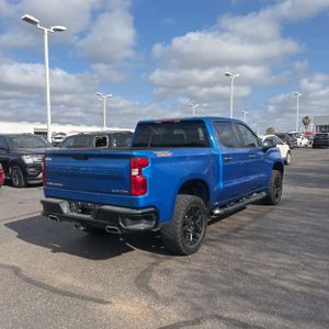 Chevrolet Silverado 1500 Custom Trail Boss - 8