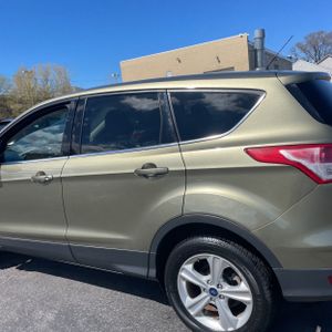 FORD ESCAPE SE - 6