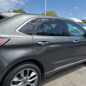 FORD EDGE TITANIUM - 9