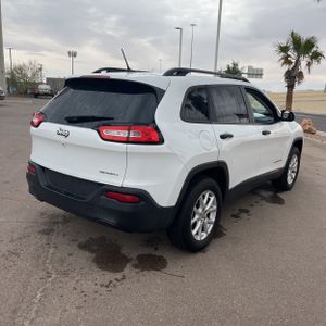 JEEP CHEROKEE SPORT - 8