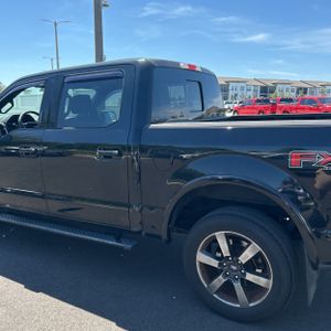 FORD F-150 XLT - 6