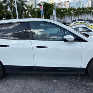 صورة مصغرة 11 لـ 2023 BMW IX XDRIVE50