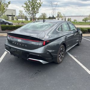 HYUNDAI SONATA SEL - 8