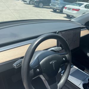 صورة مصغرة 35 لـ 2021 Tesla MODEL Y STANDARD RANGE