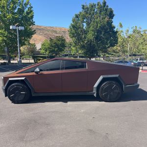 TESLA CYBERTRUCK BASE - 3