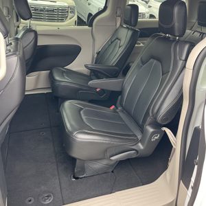 صورة مصغرة 31 لـ 2023 Chrysler PACIFICA TOURING L