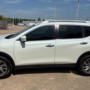 2015 Nissan ROGUE SL 照片 4
