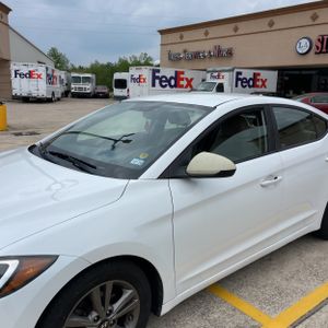 HYUNDAI ELANTRA SEL - 2