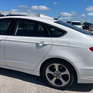 FORD FUSION SE - 6