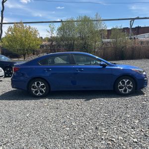 KIA FORTE LXS - 10