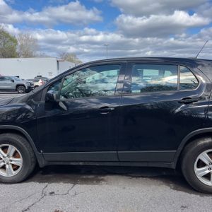 CHEVROLET TRAX LS - 4