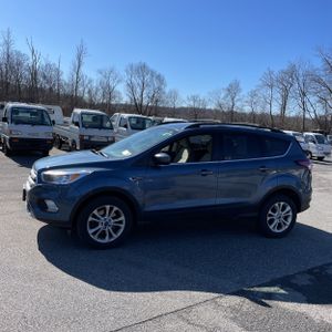 FORD ESCAPE SE - 3
