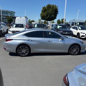 LEXUS ES 300H BASE - 10