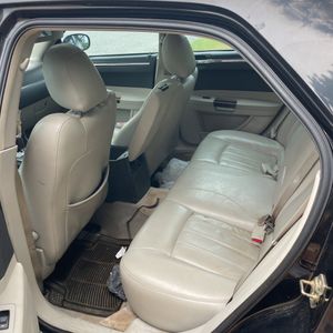 صورة مصغرة 34 لـ 2006 Chrysler 300 C
