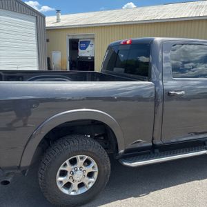 2022 RAM 2500 LARAMIE photo 9