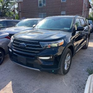 FORD EXPLORER XLT - 1
